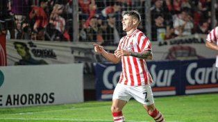 Colón pretende contar con Franco García, pero San Martín de Tucumán acelera para retenerlo.