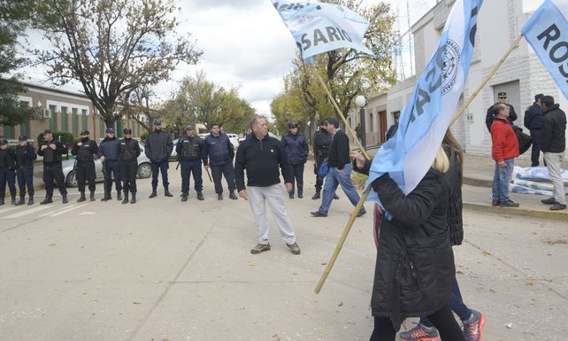 Virulento. El conflicto se tornó tan cerrado que ya hubo paros municipales en toda la provincia.&nbsp;