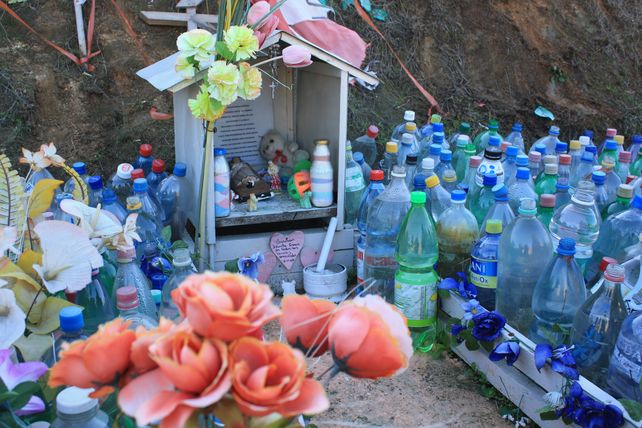 La historia de la Difunta Correa, una santa popular a la que muchos le ofrecen agua
