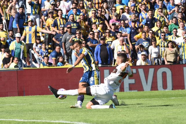 Central ganó 4 a 0 con un gol de OConnor en el final tras revisión del VAR