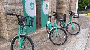 Este miércoles comienzan a funcionar las 130 bicicletas públicas: hay 22 estaciones y se retiran con una app
