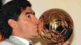 Diego Maradona recibió un cálido homenaje en la ceremonia del Balón de Oro