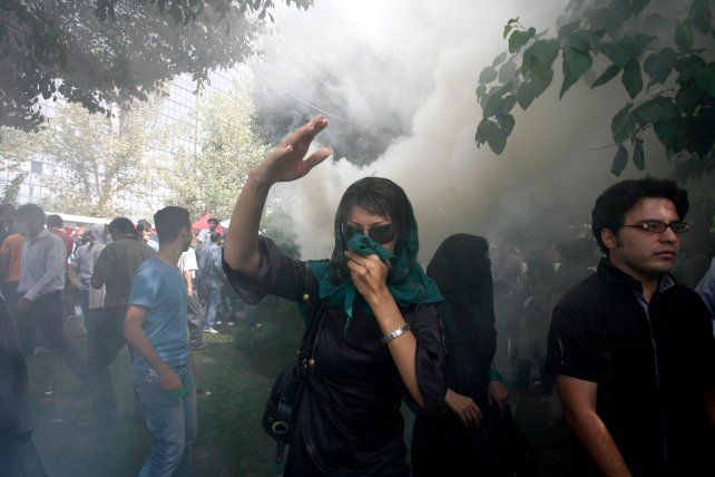 Tras una semana de protestas y represión, Irán acumula 15 muertos y casi 600 detenidos