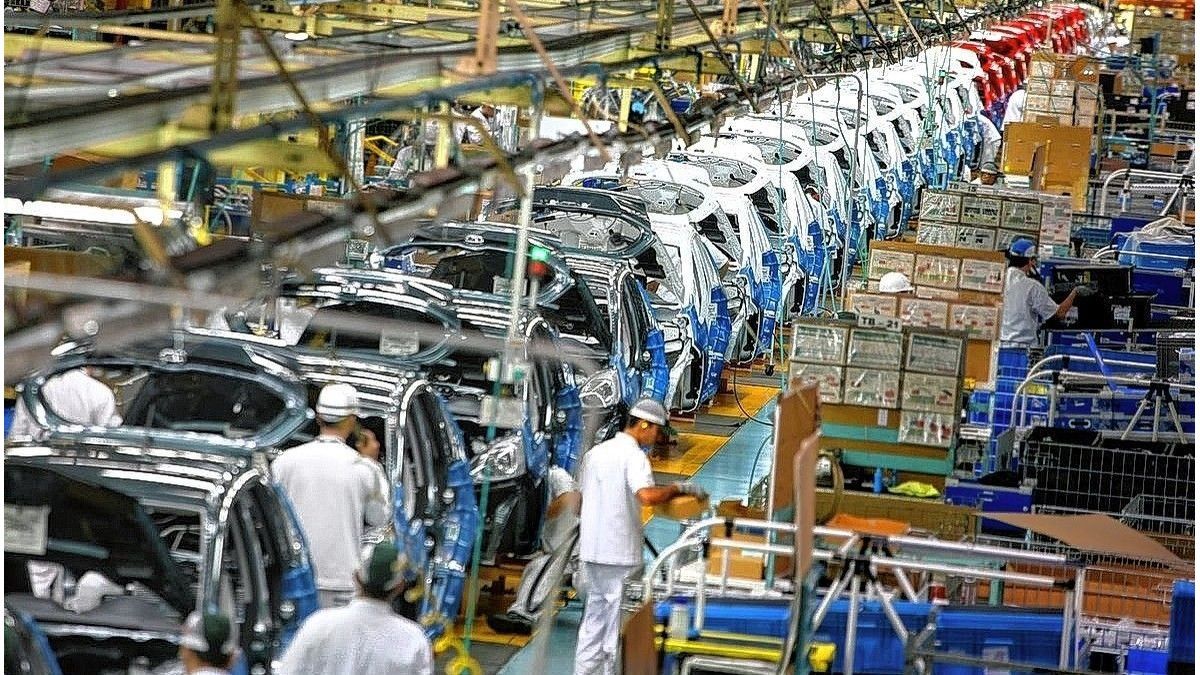 Agosto mostró una nueva caída de la actividad en la industria automotriz