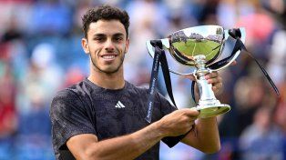 Francisco Cerúndolo se consagra campeón en Eastbourne