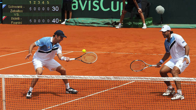 Eduardo Schwank compartió con Horacio Zeballos el doble en series del equipo argentino de Copa Davis.