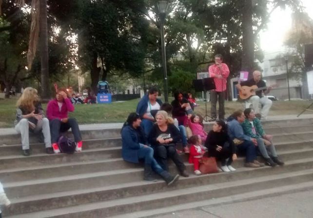El #NiUnaMenos se expandió en las redes sociales