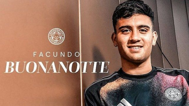 El argentino Facundo Buonanotte jugará en Leicester la próxima temporada de la Premier League.