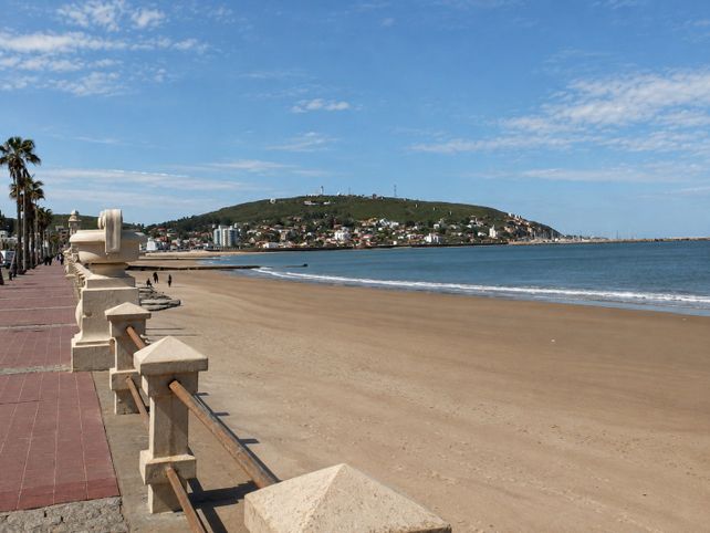 Uruguay acercó a Rosario sus propuestas para el verano y puso la mira en los viajeros santafesinos