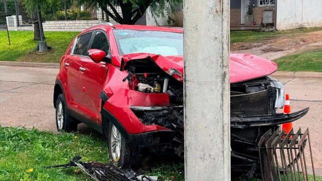 El choque ocurrió esta mañana en Crespo.