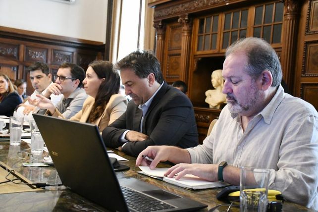 En el marco del debate de la autonomía municipal en el Concejo, se debatirá la pluraridad sindical.