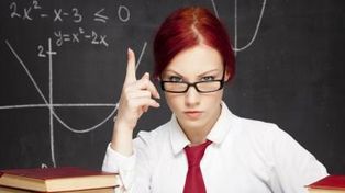 Las mujeres inteligentes atraen más a los hombres, pero también los intimidan
