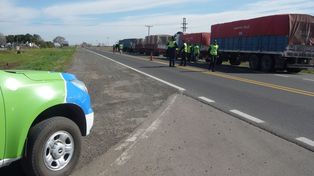 Se refuerzan los controles durante el fin de semana largo en las rutas santafesinas