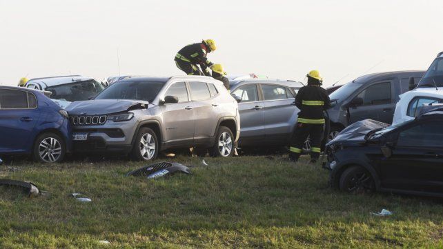 Solidaridad en el choque en la autopista: Matías fue como un ángel, fue un héroe