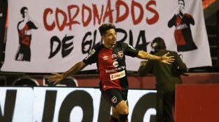 Newells lo ganó en el final y con esta victoria ante Lanús debe comenzar a corregirse