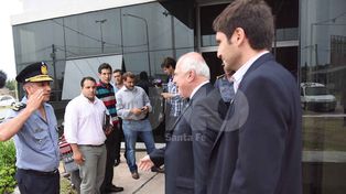 “Vamos a trabajar en un plan para poner en condiciones las comisarías de la ciudad”