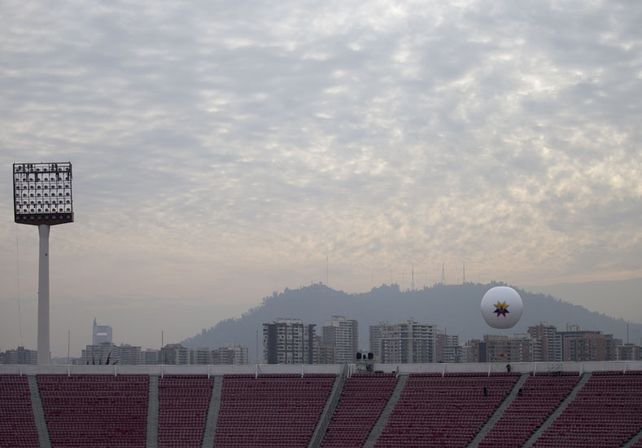 Chile se prepara para recibir a las selecciones del continente. (Foto: AP)