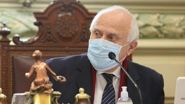 Lifschitz continúa internado: su estado es crítico y cambiante