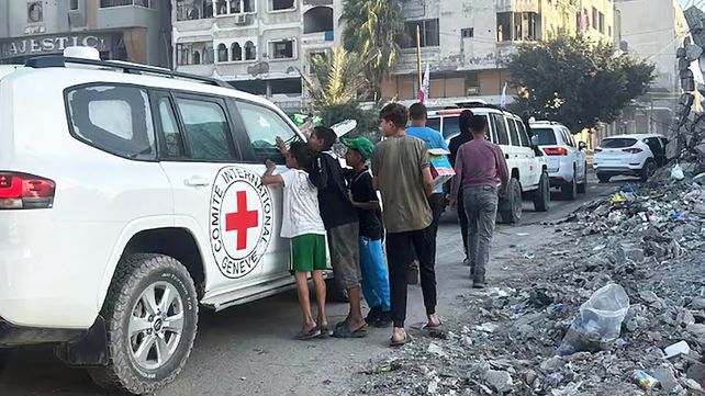 A pesar del acuerdo Israel mantiene cerrado el cruce de Rafah y reduce la ayuda humanitaria a Gaza. También se registraron bombardeos