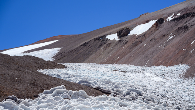 El proyecto de reforma de la Ley de Glaciares todavía no tiene fecha para su tratamiento en la Cámara de Diputados.