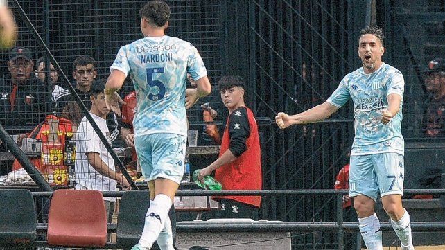 Gabriel Hauche marcó el segundo tanto de Racing ante Colón.