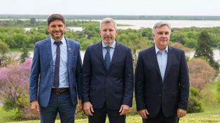 Región Centro: Pullaro, Frigerio y Llaryora volvieron a reunirse y le marcaron la agenda a Milei por los dólares de la minería y la energía