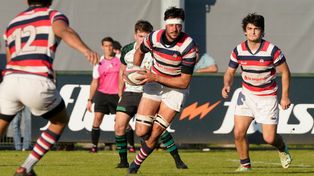 En un partido disputado y de muchos tries, Old Resian se impuso en el Grantfield frente a Duendes. Crai lidera el Regional del Litoral.