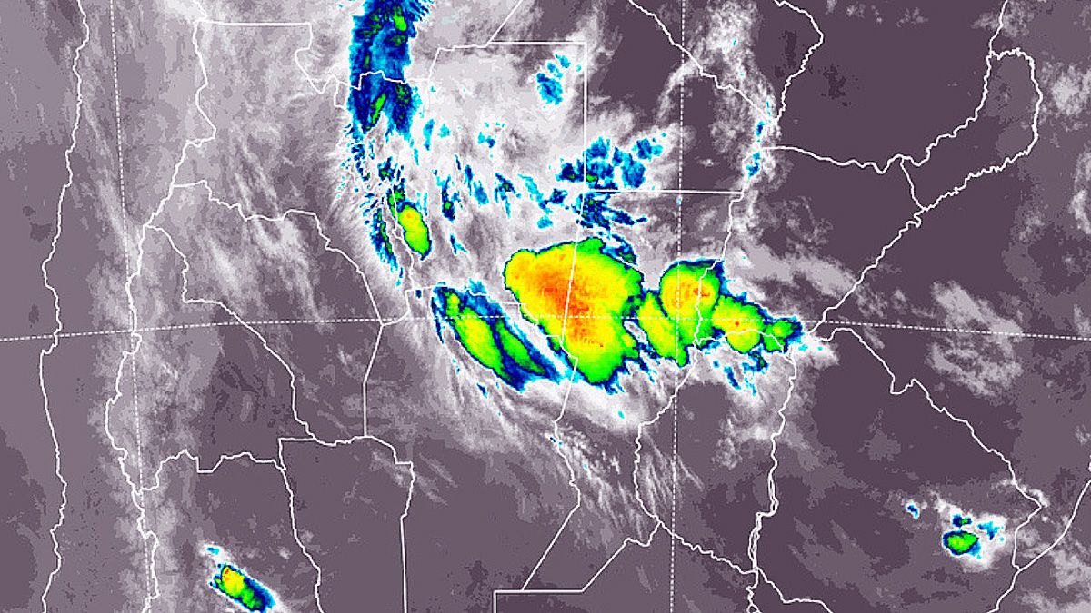 SMN: Nuevo alerta por tormentas fuertes para una parte de Entre Ríos
