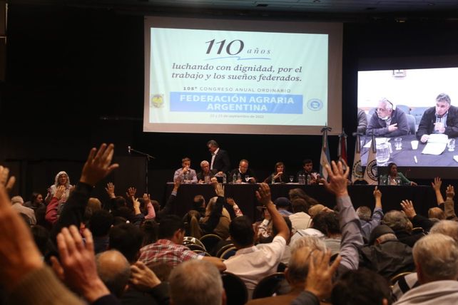 Federación Agraria. Un congreso accidentado por la interna en la conducción federada.