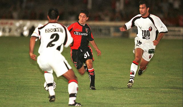 El debut de XXXX el 25 de noviembre de 2000