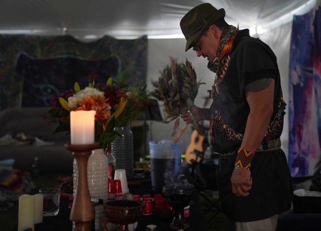 Pese a ser ilegal, se multiplican los devotos de la ayahuasca en EEUU