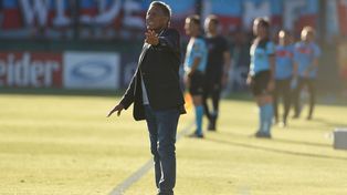 Miguel Angel Russo trabaja tranquilo, sabiendo que tiene a todos los futbolistas a disposición.