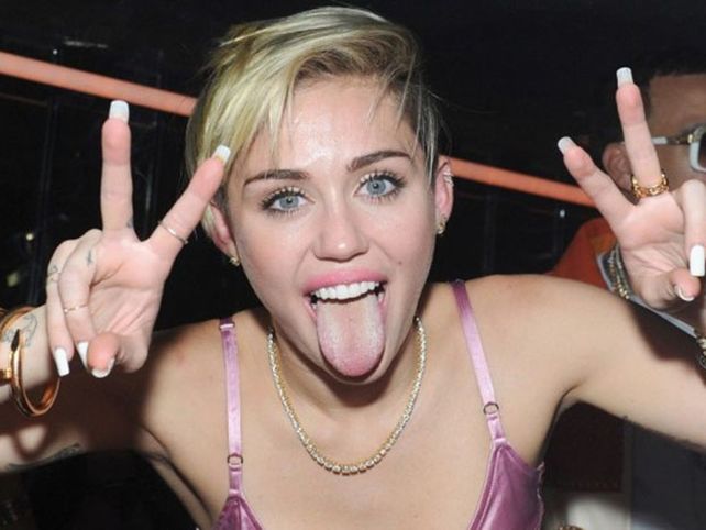 Miley Cyrus y su nueva foto en topless