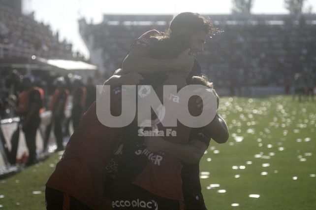El insólito regalo de Navidad que recibió un jugador de Colón