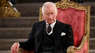 Este sábado el mundo será testigo de la coronación de Carlos III que, después de 70 años como heredero al trono, asumirá oficialmente su puesto como soberano del Reino Unido. La ceremonia se realizará en la Abadía de Westminster y, a lo largo del fin de semana, se realizarán distintas actividades para celebrar al nuevo monarca.&nbsp;