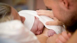 El Congreso inicia el debate por la extensión de licencias de maternidad y paternidad