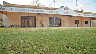 Club Ferroviario:  el gigante de la Costanera