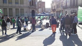 Trabajadores municipales de Paraná van al paro&nbsp;
