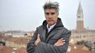 Alejandro Aravena, el premio Pritzker que diseña viviendas sociales