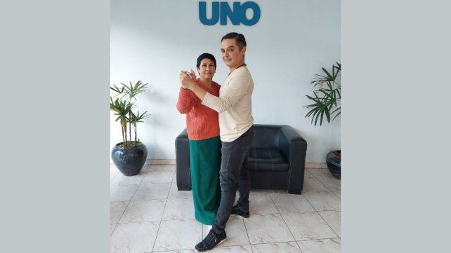 Un abrazo llamado tango: la práctica que une pasiones en La Vieja Usina