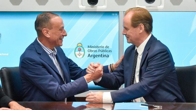 Bordet firmó los convenios para la reconstrucción y la rehabilitación de las rutas&nbsp;
