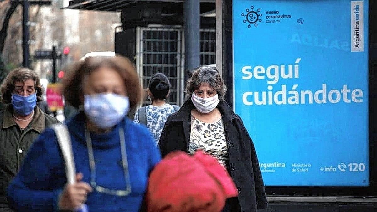 Bajan los casos de coronavirus: 670 este martes