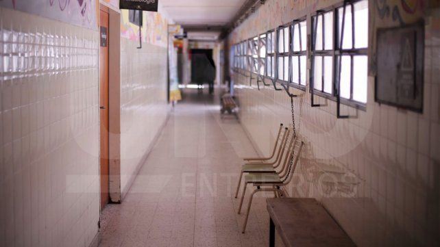 El hombre baleado recibió atención médica en el Hospital San Martín.