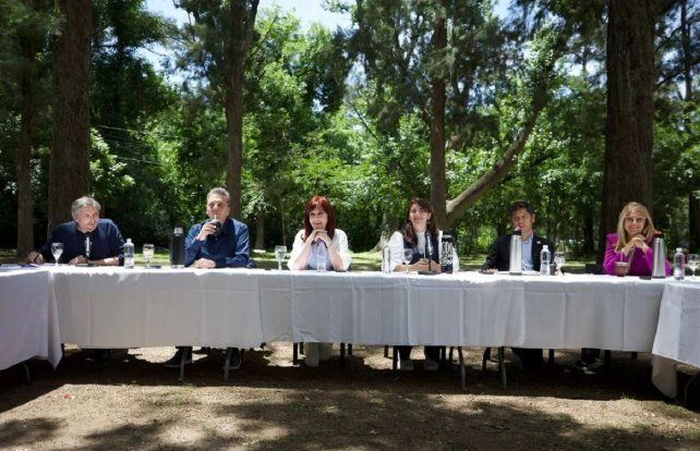 Los principales referentes del PJ se mostraron juntos en medio de la tensión: Cristina Kirchner