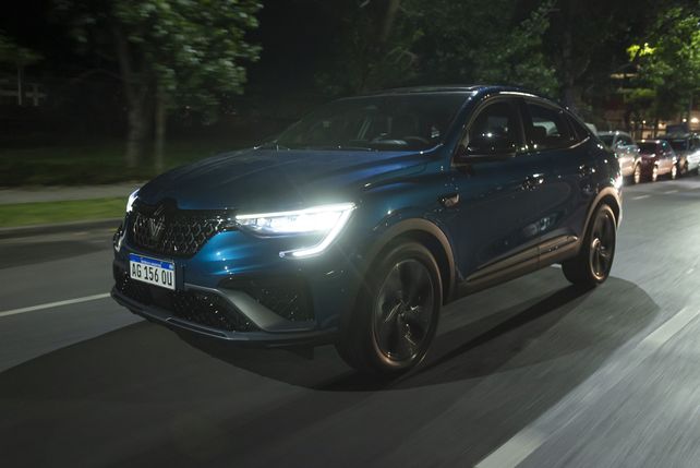 El Renault Arkana E-Tech Hybrid es el primer híbrido de la marca en Argentina.