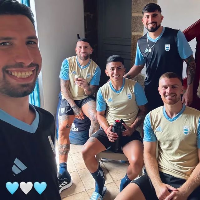 Otamendi compartió una foto tomando mates en la concentración argentina para los Juegos Olímpicos.