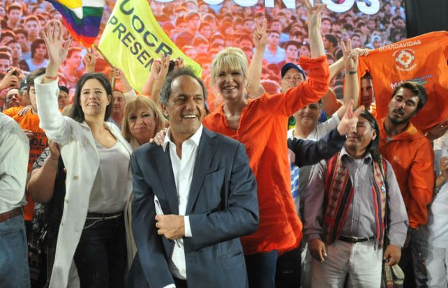 Cientos de simpatizantes participaron del acto en Mar del Plata. (Foto: Télam)