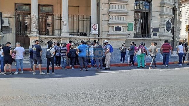 Vendedores ambulantes: No nos dejan trabajar.