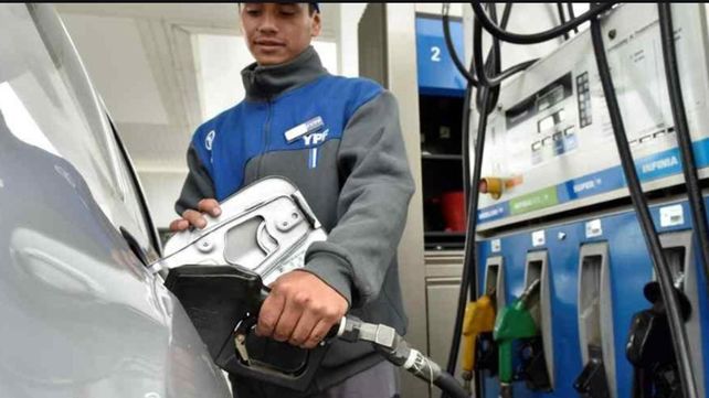 Preocupación ante un inminente aumento del precio de los combustibles