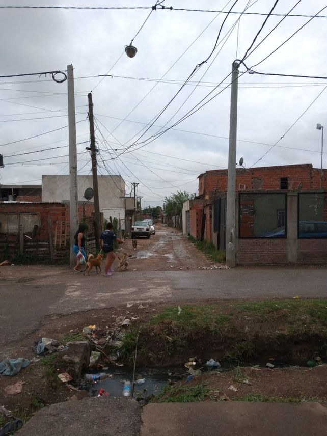 La víctima fue perseguida hasta el pasillo en el que se convierte la calle Pámalo y allí fue ejecutada.